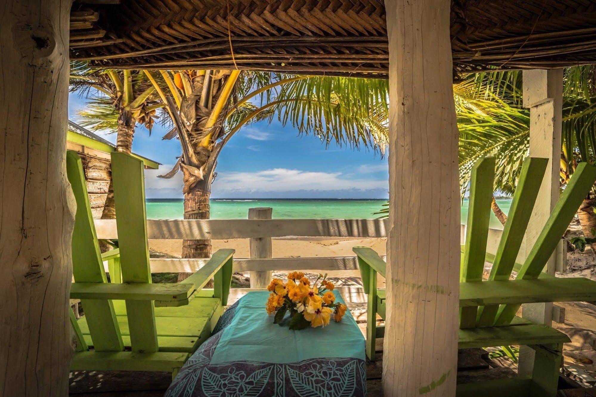 Tailua Beach Fales Manase Dış mekan fotoğraf