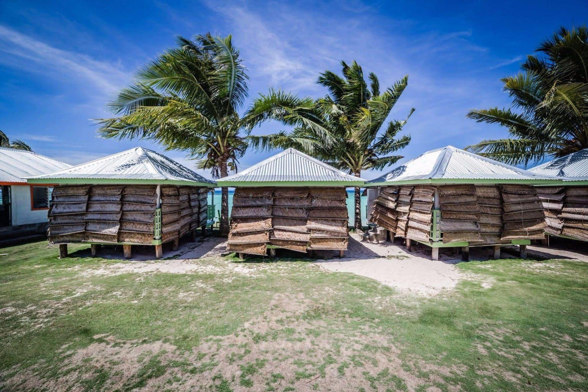 Tailua Beach Fales Manase Dış mekan fotoğraf